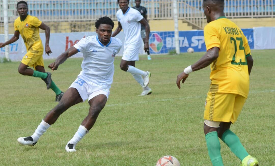 Senator Sadiq Umar rewards Kwara United with N2m, pledges more support