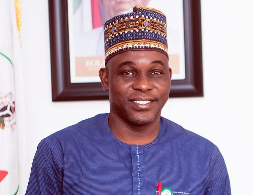 President Federation Cup: Chairman, Ifelodun LG, Femi Yusuf congratulates Gov AbdulRazaq, Kwara United